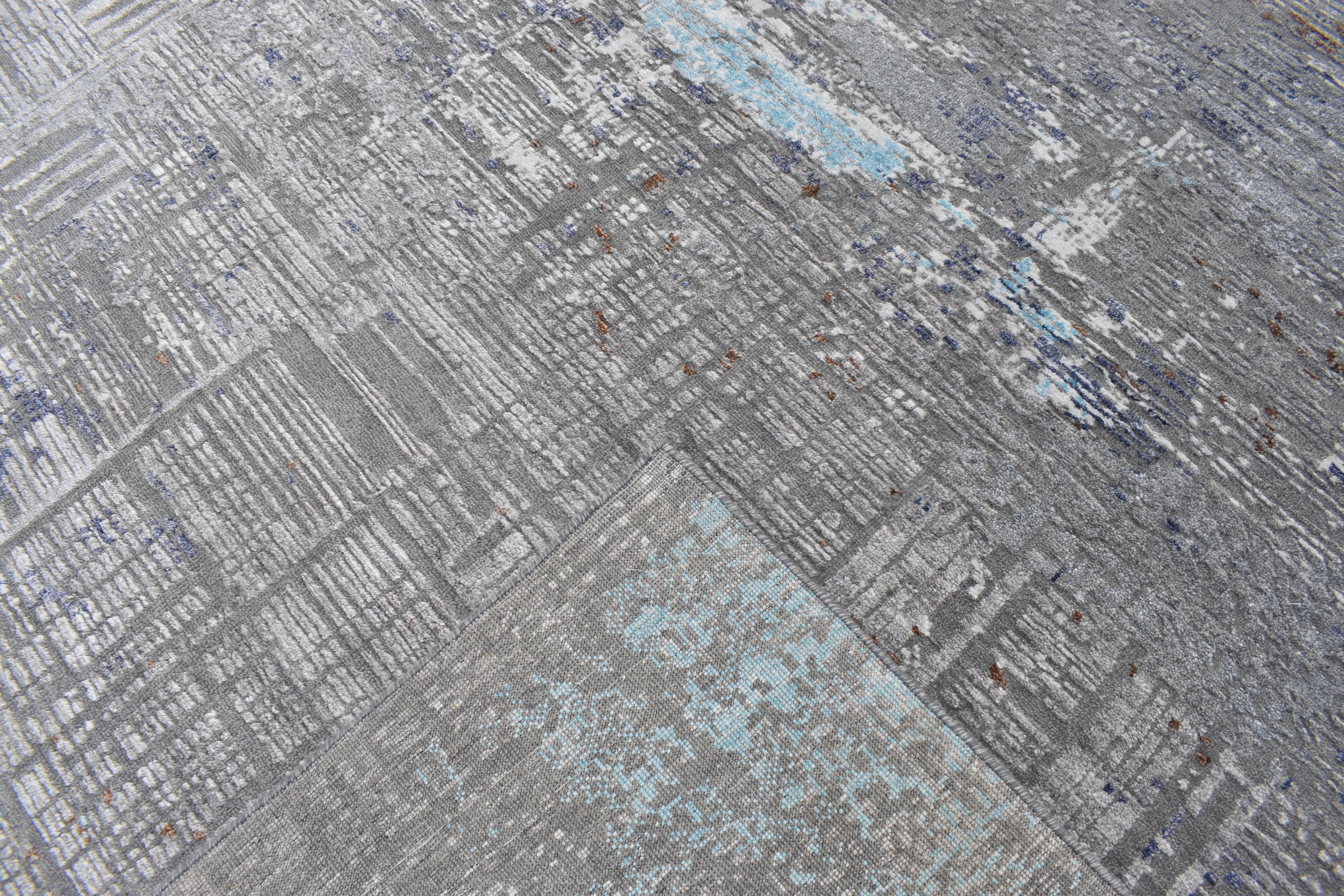 Modern-AC-203-7758-370X470